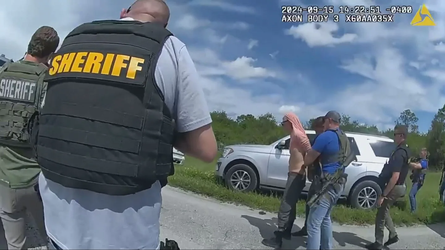 Ryan Wesley Routh, acusado de intentar asesinar a Donald Trump, siendo detenido Ryan Wesley Routh, acusado de intentar asesinar a Donald Trump, siendo detenido