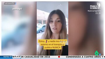  Una mujer embarazada estalla ante la falta de educación de la gente en un autobús: "Estás donde no debes"