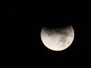 Eclipse parcial de luna Eclipse parcial de luna