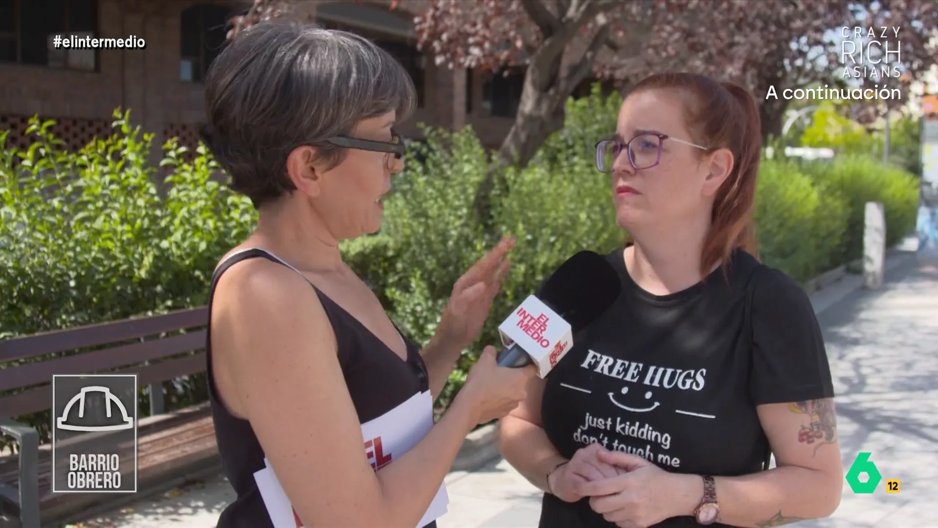 Una mujer de barrio obrero critica que las tiendas de "los chinos" están más caras: "Se están subiendo a la parra"