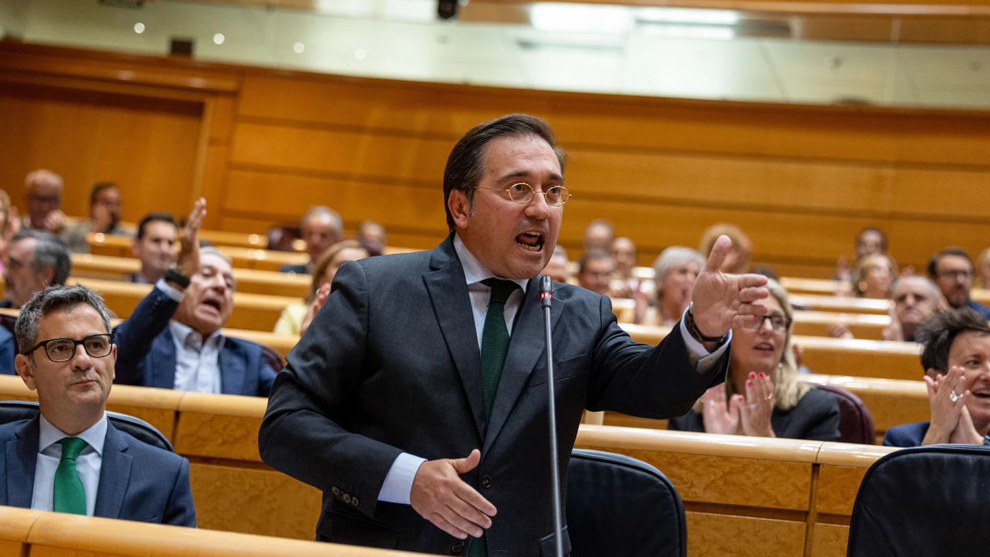 El ministro de Asuntos Exteriores, José Manuel Albares, interviene durante el Pleno del Senado este martes, en Madrid. El ministro de Asuntos Exteriores, José Manuel Albares, interviene durante el Pleno del Senado este martes, en Madrid.