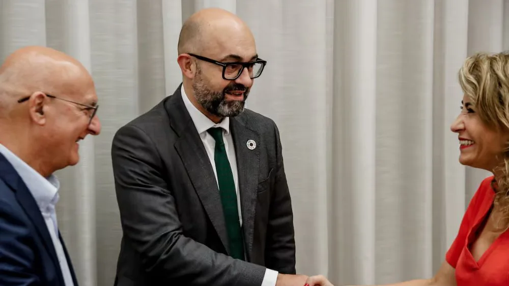 Luis Pedro Marco de la Peña, nuevo presidente de Adif, en 2022 con Raquel Sánchez, entonces ministra de Transportes Luis Pedro Marco de la Peña, nuevo presidente de Adif, en 2022 con Raquel Sánchez, entonces ministra de Transportes