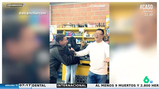 El dueño de un bazar en Argentina se viraliza por cantar cuartetos para captar clientes El dueño de un bazar en Argentina se viraliza por cantar cuartetos para captar clientes