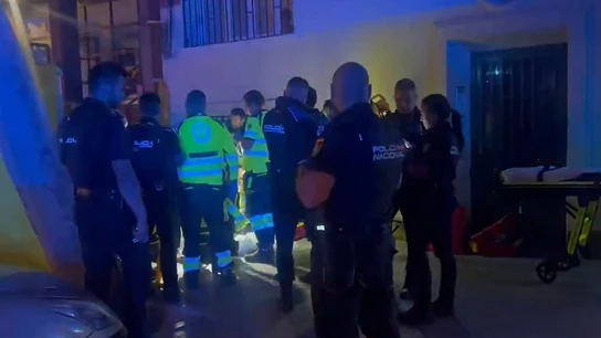 Policías y sanitarios acuden al incendio en una vivienda en el distrito de Tetuán Policías y sanitarios acuden al incendio en una vivienda en el distrito de Tetuán