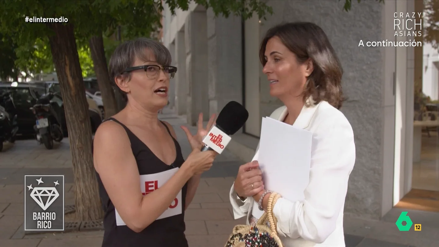 Una mujer de barrio obrero critica que las tiendas de "los chinos" están más caras: "Se están subiendo a la parra" Una mujer de barrio obrero critica que las tiendas de "los chinos" están más caras: "Se están subiendo a la parra"