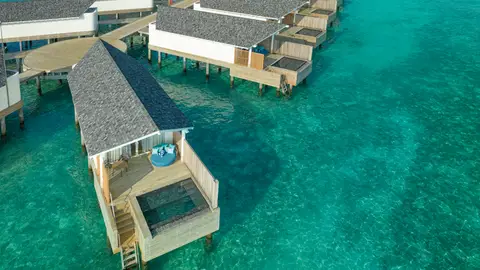 Water Villa con piscina de Raaya by Atmosphere Water Villa con piscina de Raaya by Atmosphere