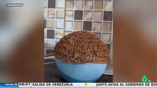 Alucina al ver que su abuela le ha tejido una chaqueta a Alexa: "Es su nieta favorita" Alucina al ver que su abuela le ha tejido una chaqueta a Alexa: "Es su nieta favorita"