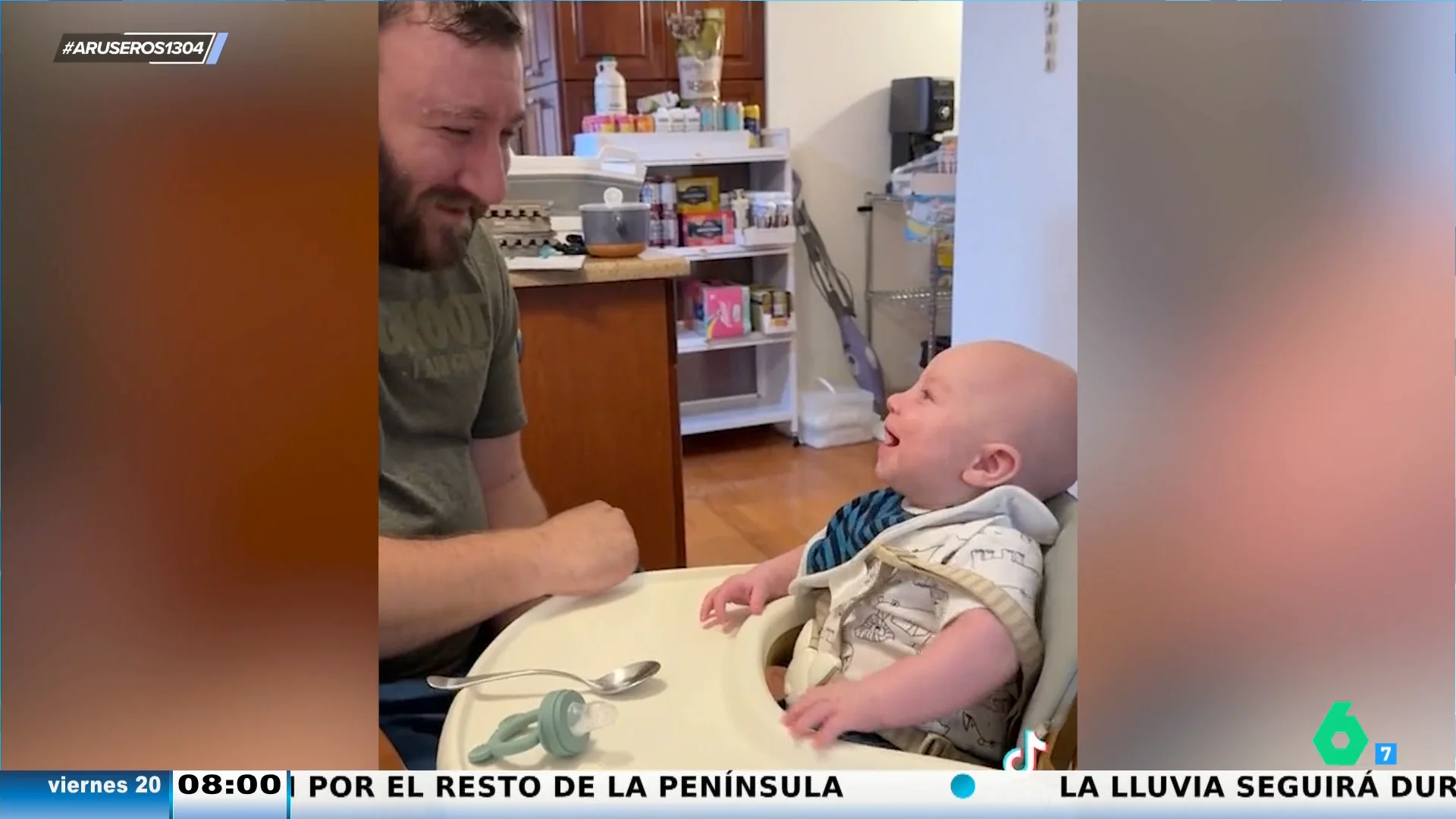 El tierno vídeo de un padre con su bebé que demuestra que tienen una complicidad absoluta