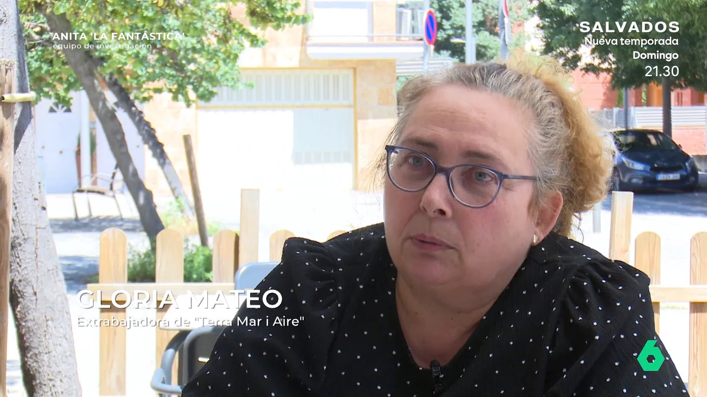 "Tenía muchas joyas de Tous, podía llevar 10 billetes de 50 euros en la cartera...": así era el alto tren de vida de la estafadora 'Anita, la fantástica' Una extrabajadora de 'Anita, la fantástica' recuerda los lujos que se permitía la estafadora: "Podía llevar 10 billetes de 50 euros en la cartera"