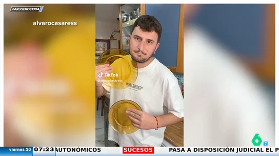 Un tiktoker se viraliza al mostrar objetos que han estado alguna vez en toda casa española Un tiktoker se viraliza al mostrar objetos que han estado alguna vez en toda casa española