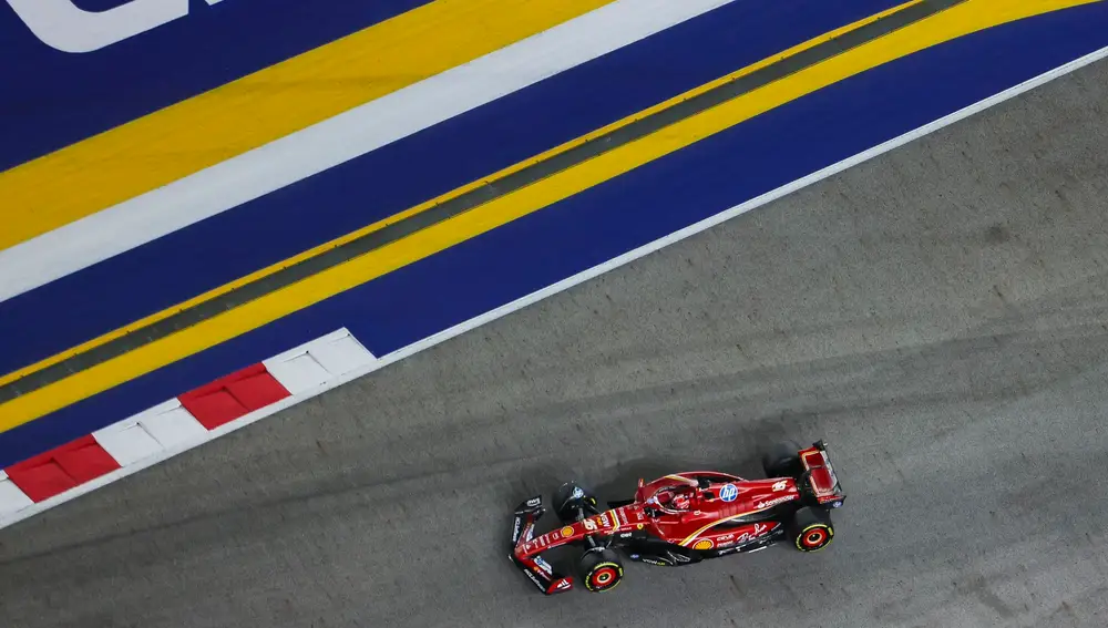 Leclerc estuvo encerrado la primera parte de carrera tras Alonso Leclerc estuvo encerrado la primera parte de carrera tras Alonso
