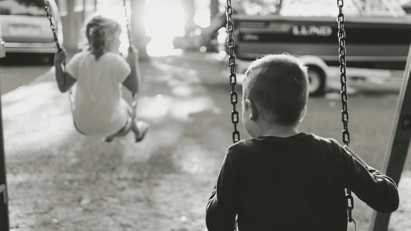Encuentran con vida a un niño que fue secuestrado en 1951 en un parque de California. Encuentran con vida a un niño que fue secuestrado en 1951 en un parque de California.