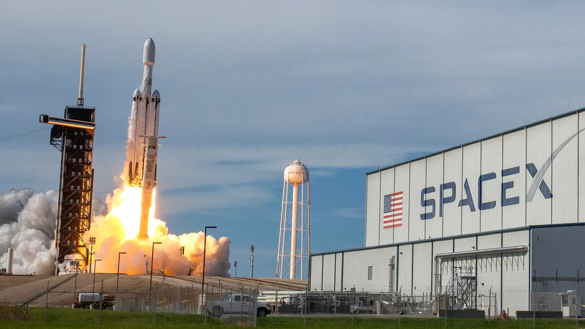 Cohete Falcon Heavy de SpaceX Cohete Falcon Heavy de SpaceX
