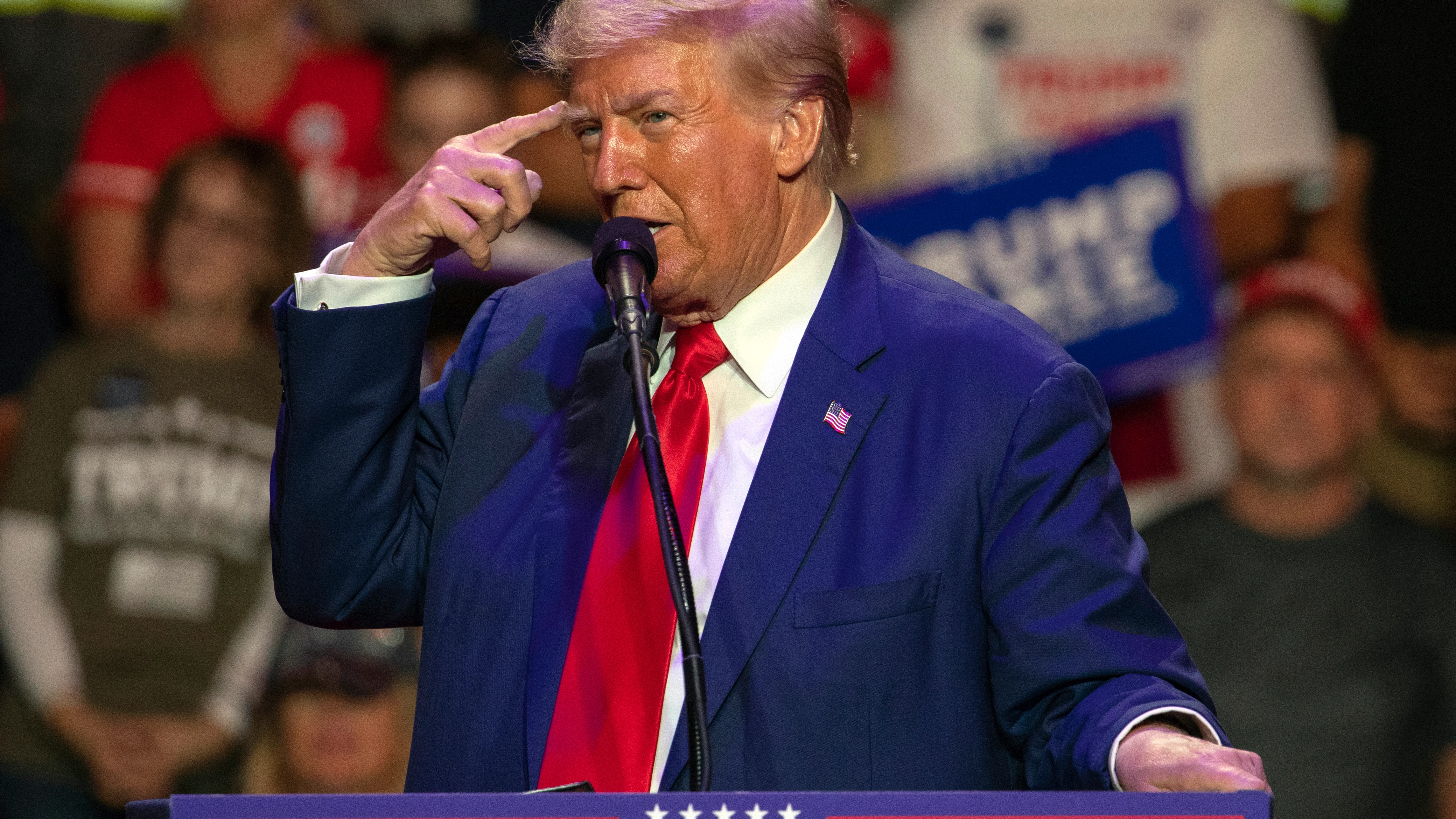 Donald Trump, durante un mitin de campaña en el Ed Fry Arena en Indiana, Pensilvania.