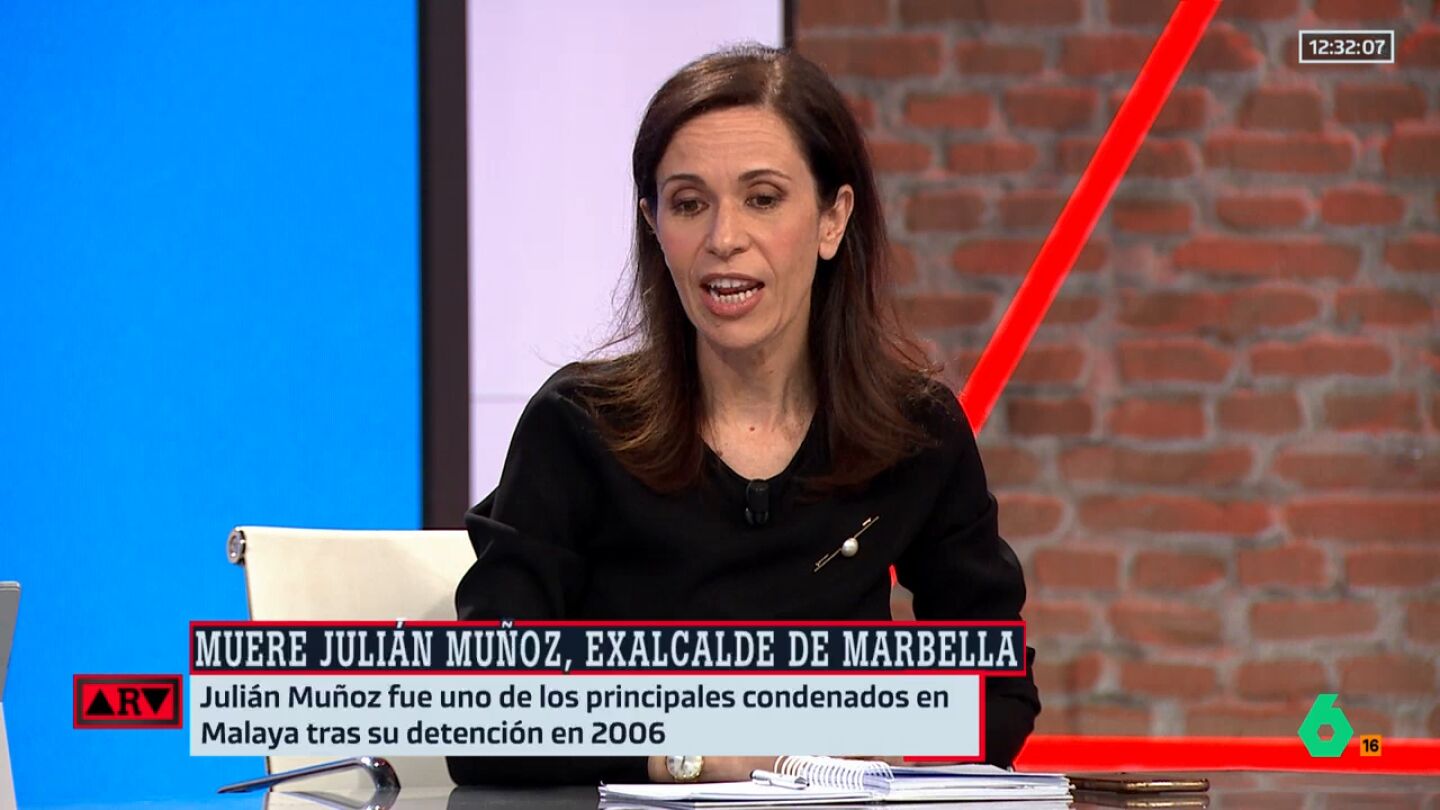 &Aacute;ngeles Caballero, sobre Juli&aacute;n Mu&ntilde;oz