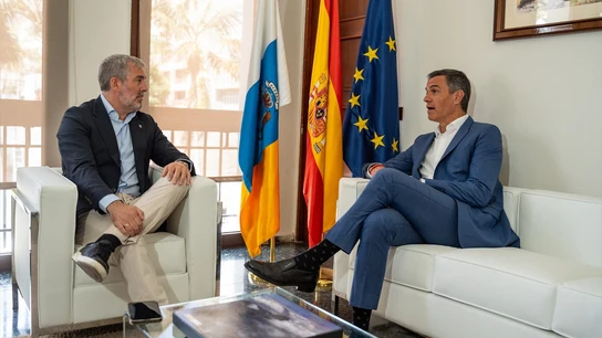 El presidente de Canarias, Fernando Clavijo, y el presidente del Gobierno, Pedro Sánchez El presidente de Canarias, Fernando Clavijo, y el presidente del Gobierno, Pedro Sánchez