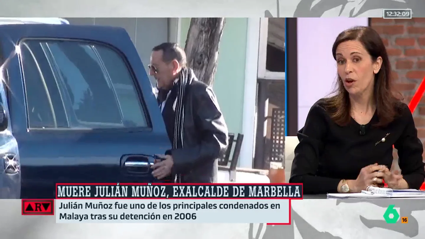 Ángeles Caballero, sobre Julián Muñoz: "Era el retrato de una España en la que si no fardabas, te convertía en un absoluto fracasado" Ángeles Caballero, sobre Julián Muñoz: "Era el retrato de una España en la que si no fardabas, te convertía en un absoluto fracasado"