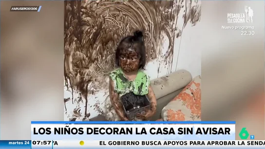 Así reaccionan unos niños cuando su madre les pilla 'in fraganti' cambiando la "decoración" de casa Así reaccionan unos niños cuando su madre les pilla 'in fraganti' cambiando la "decoración" de casa