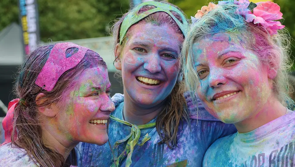 Chicas en el festival Holi Chicas en el festival Holi
