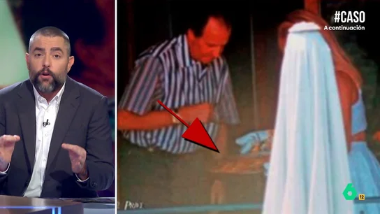 Dani Mateo analiza las fotos del rey Juan Carlos y Bárbara Rey Dani Mateo analiza las "históricas" fotos del rey Juan Carlos en el chalet de Bárbara Rey, desde el beso hasta aquella en la que cocinan una paella: "Las pones en un marco y lo puedes colgar al lado de Las Meninas", comenta en este vídeo.