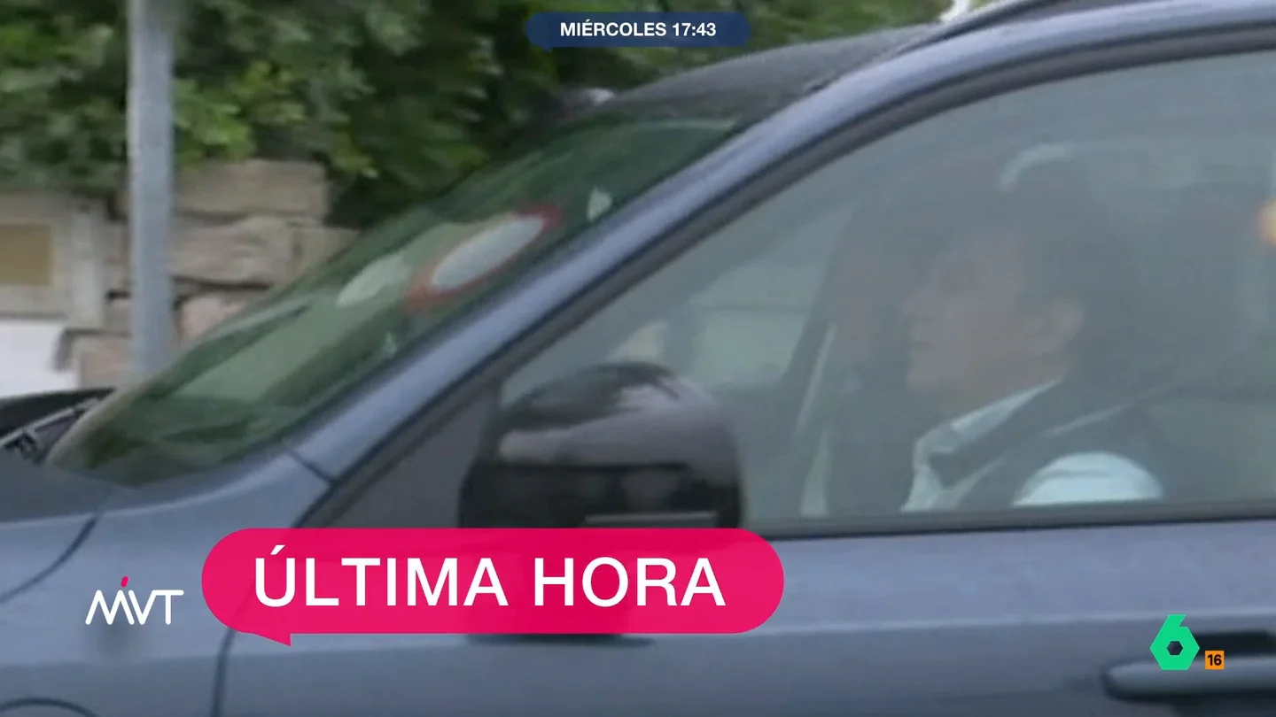 Primeras imágenes de Juan Carlos I tras publicarse las fotos con Bárbara Rey Primeras imágenes de Juan Carlos I tras publicarse las fotos con Bárbara Rey