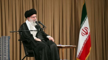 El líder supremo de Irán, el ayatolá Ali Jamenei, este miércoles en Teherán.