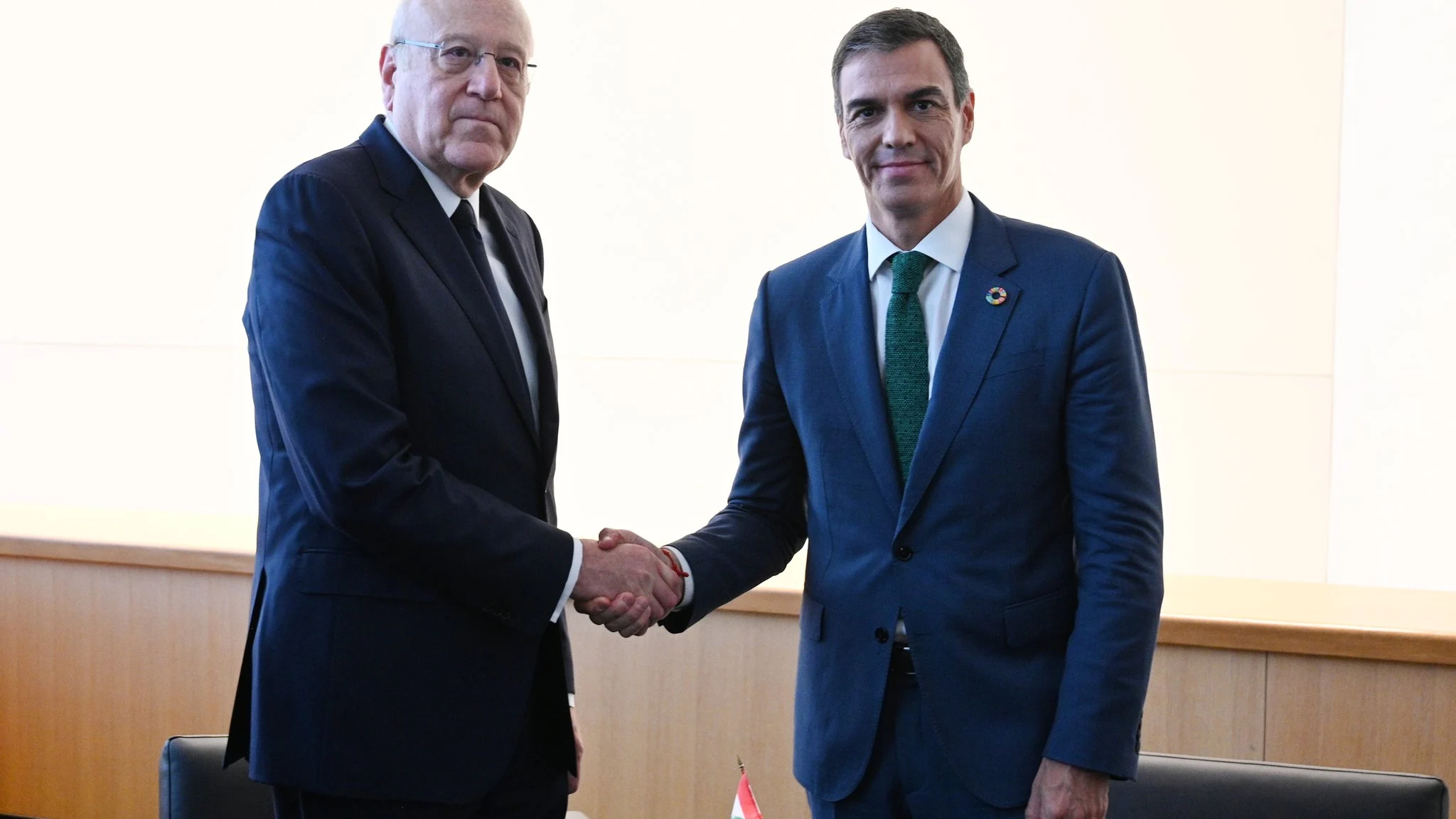 Sánchez se reúne con el presidente del Líbano Sánchez se reúne con el presidente del Líbano