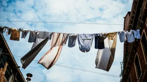 Ropa tendida Ropa tendida