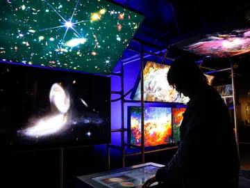 Exposición en el Museo de las Ciencias de la Ciudad de Las Artes y las Ciencias de València Exposición en el Museo de las Ciencias de la Ciudad de Las Artes y las Ciencias de València