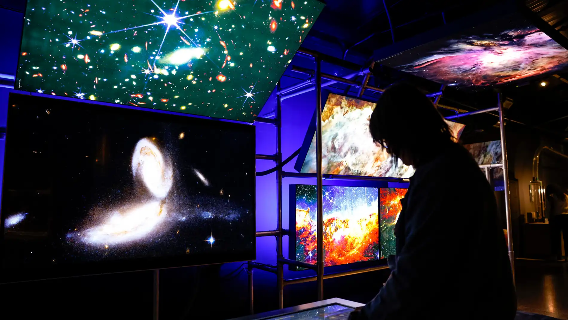Exposición en el Museo de las Ciencias de la Ciudad de Las Artes y las Ciencias de València Exposición en el Museo de las Ciencias de la Ciudad de Las Artes y las Ciencias de València