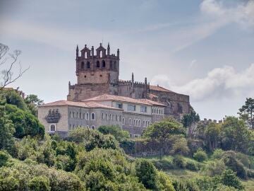 Iglesia de Santa María de los Ángeles de San Vicente de la Barquera