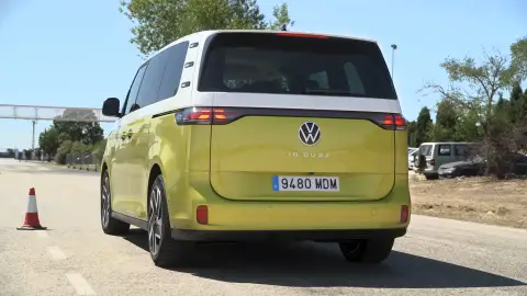 Volkswagen ID. Buzz con neumáticos Crossclimate2 de Michelin, a prueba Volkswagen ID. Buzz con neumáticos Crossclimate2 de Michelin, a prueba