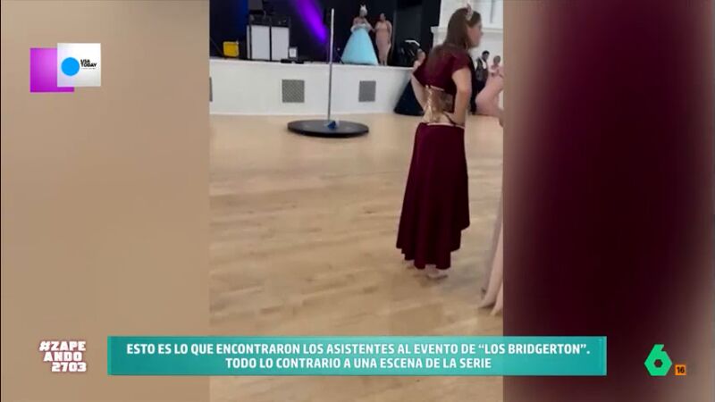 Un evento estilo Bridgerton en EEUU termina con una stripper haciendo pole dance