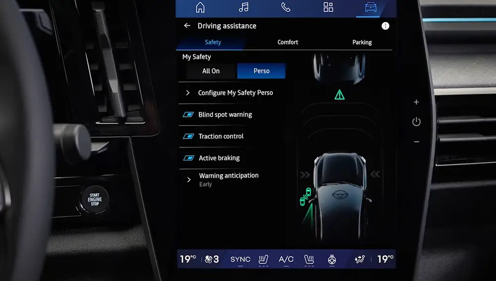 Pantalla de un Renault Rafale Pantalla de un Renault Rafale