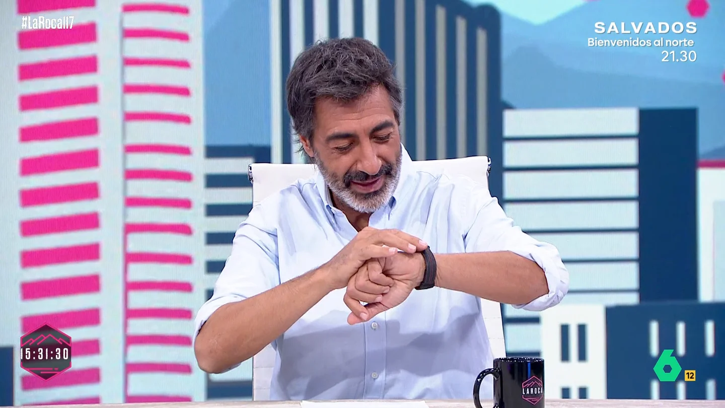 LA ROCA- El intento de 'zasca' de Juan del Val a Nuria Roca que no le sale bien: "¡Que llevo el reloj en hora!" LA ROCA- El intento de 'zasca' de Juan del Val a Nuria Roca que no le sale bien: "¡Que llevo el reloj en hora!"