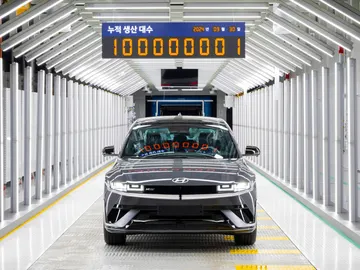 Hyundai alcanza los 100 millones de automóviles fabricados y así lo ha celebrado Hyundai alcanza los 100 millones de automóviles fabricados y así lo ha celebrado