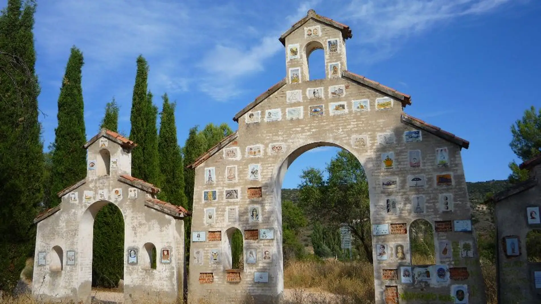 Los ojos de Ambite Los ojos de Ambite