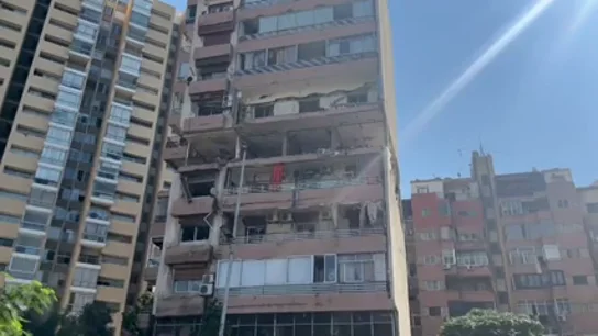 Destrozos en un edificio del centro de Beirut tras un ataque israelí Destrozos en un edificio del centro de Beirut tras un ataque israelí
