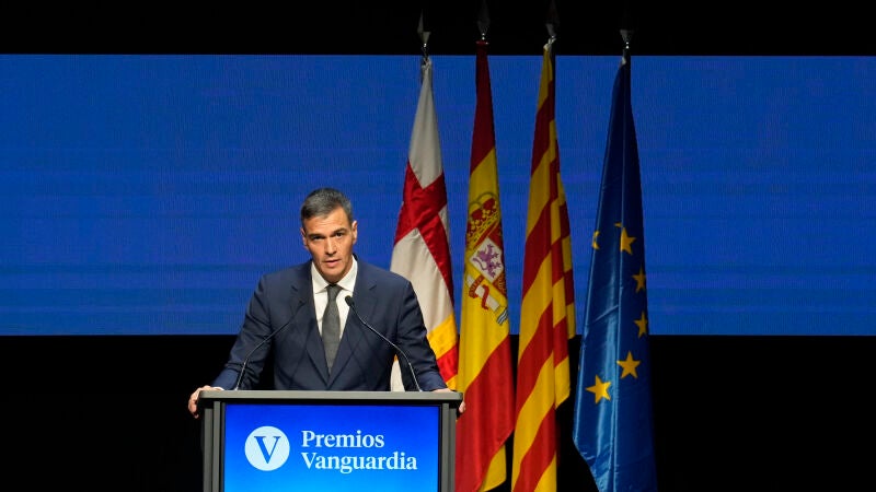 El presidente del Gobierno, Pedro Sánchez, durante su intervención en los premios La Vanguardia