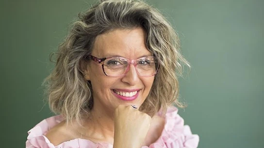 Diana Al Azem, profesora de secundaria, escritora y divulgadora. Diana Al Azem, profesora de secundaria, escritora y divulgadora.