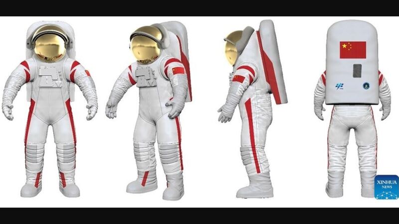 China presenta los trajes espaciales con los que aspira a pisar por primera vez la Luna