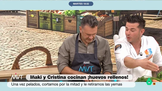 Iñaki López, muy perdido con los huevos rellenos de Carlos Maldonado: "Farsa es lo que estoy yo haciendo" Iñaki López, muy perdido con los huevos rellenos de Carlos Maldonado: "Farsa es lo que estoy yo haciendo"
