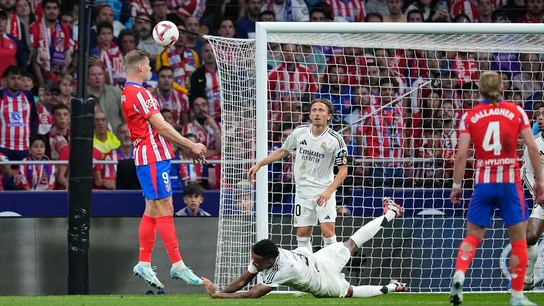 Imagen del partido entre el Real Madrid y el Atlético de Madrid. Imagen del partido entre el Real Madrid y el Atlético de Madrid.