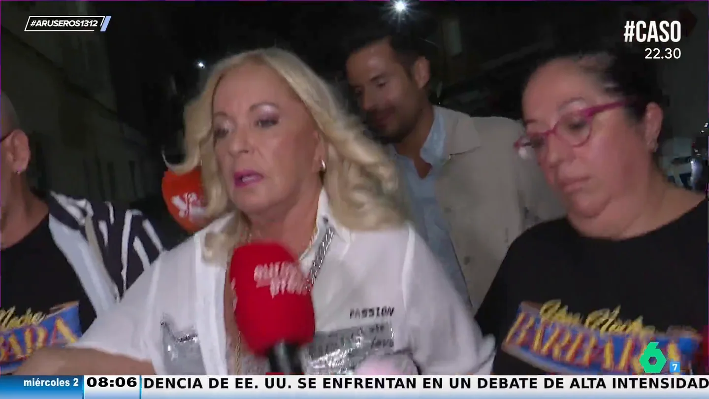 Alfonso Arús alucina al ver el baño de masas de Bárbara Rey con su espectáculo: "¡Parece Taylor Swift!" Alfonso Arús alucina al ver el baño de masas de Bárbara Rey con su espectáculo: "¡Parece Taylor Swift!"
