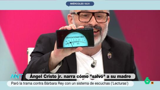 El hijo B&aacute;rbara Rey ha afirmado que habr&iacute;a evitado que su madre fuera a la c&aacute;rcel gracias a un sistema de escuchas. "A saber c&oacute;mo registraba, porque nadie a preguntado, toda esa cantidad de material", comenta el escritor. 