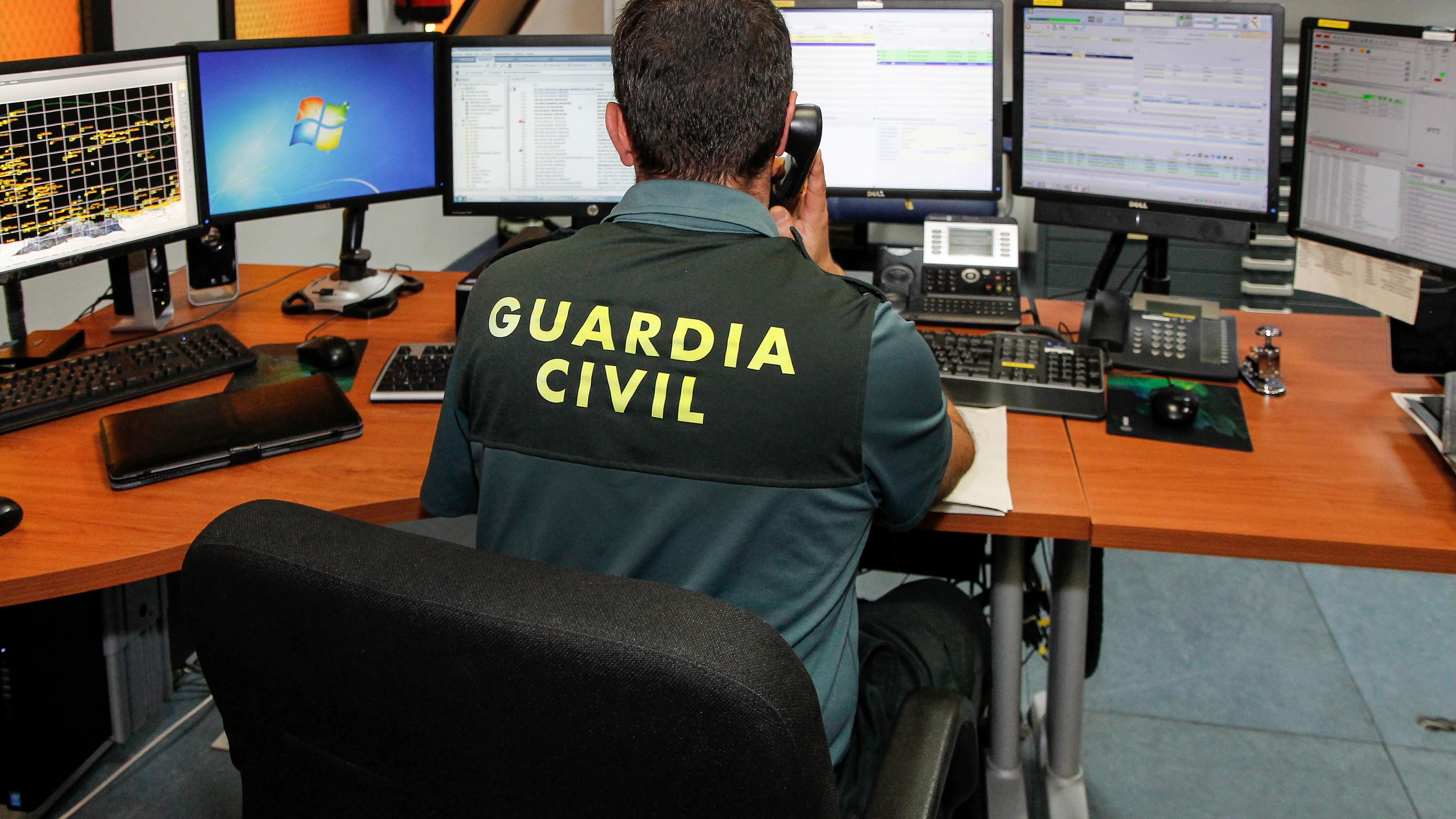 Imagen de archivo de un centro de control de la Guardia Civil 