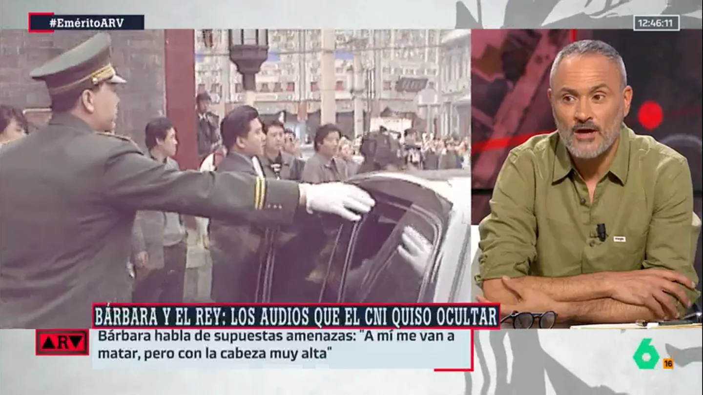ARV-Martínez-Vares, sobre Juan Carlos I tras los audios de Bárbara Rey: "Es el peor enemigo de la monarquía" ARV-Martínez-Vares, sobre Juan Carlos I tras los audios de Bárbara Rey: "Es el peor enemigo de la monarquía"