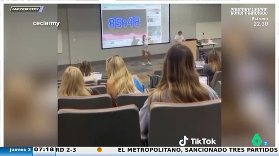 Un profesor universitario desata debate en redes al retar a una alumna a bailar 90 minutos para aprobar una asignatura Un profesor universitario desata debate en redes al retar a una alumna a bailar 90 minutos para aprobar una asignatura