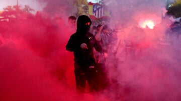 Aledaños del Metropolitano antes del derbi 