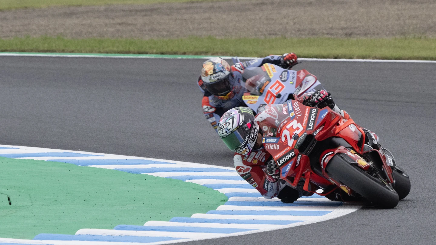 Marc Márquez y Enea Bastianini Marc Márquez y Enea Bastianini